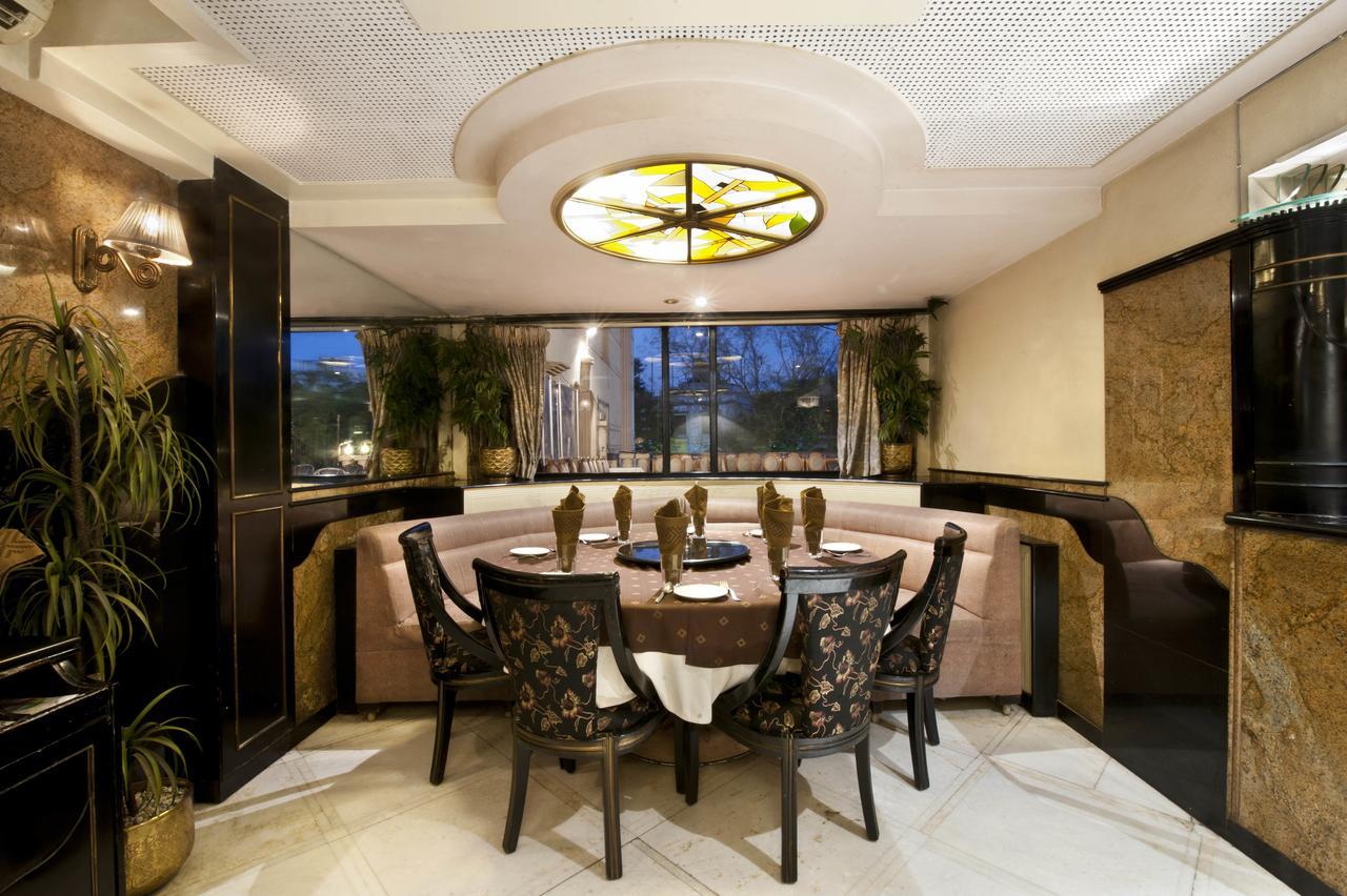 Rajhans Hotel, Mumbai